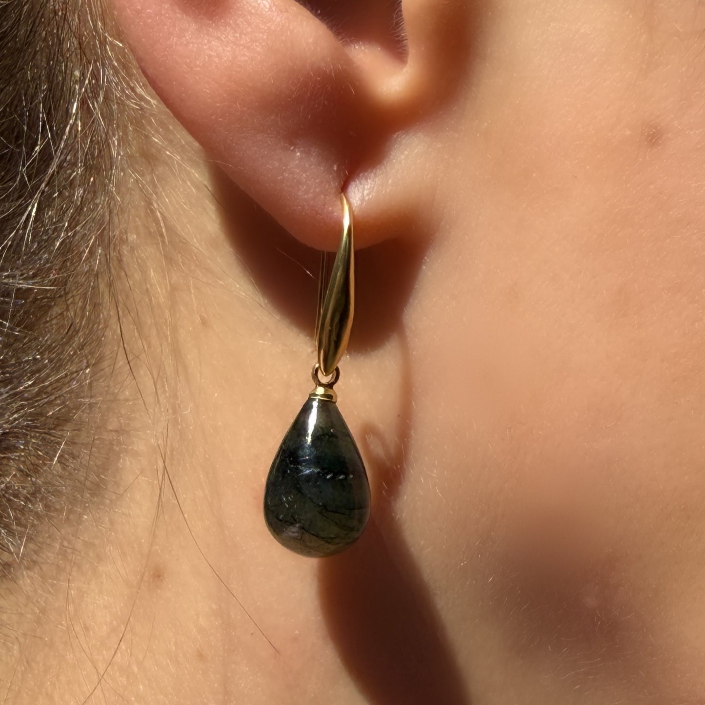 Drop earrings labradorite matt gold plated