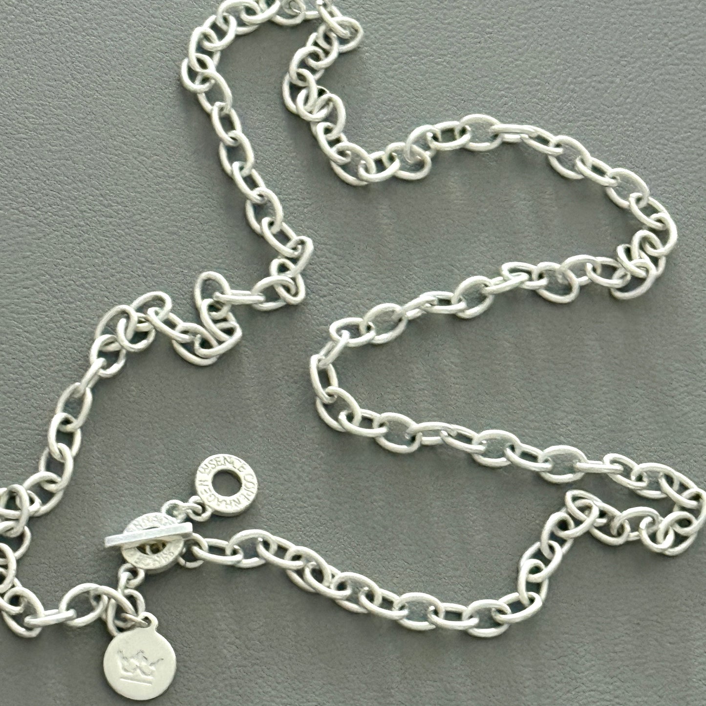 Essentials Be Free - Halskette matt versilbert – 60 CM