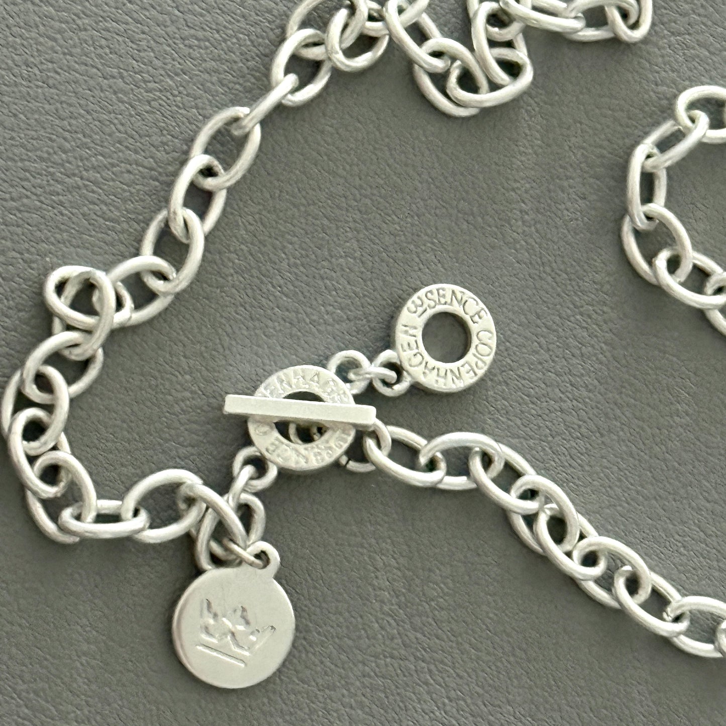 Essentials Be Free - Halskette matt versilbert – 60 CM