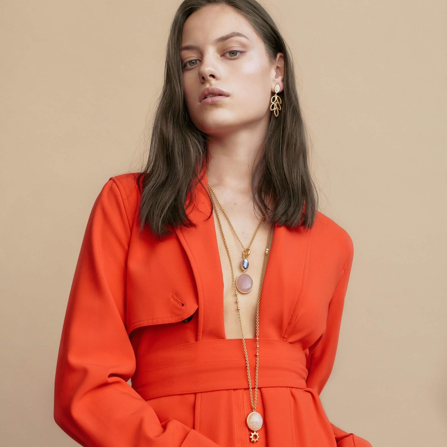 Essentials Celebration Charm - Aquamarin matt vergoldet