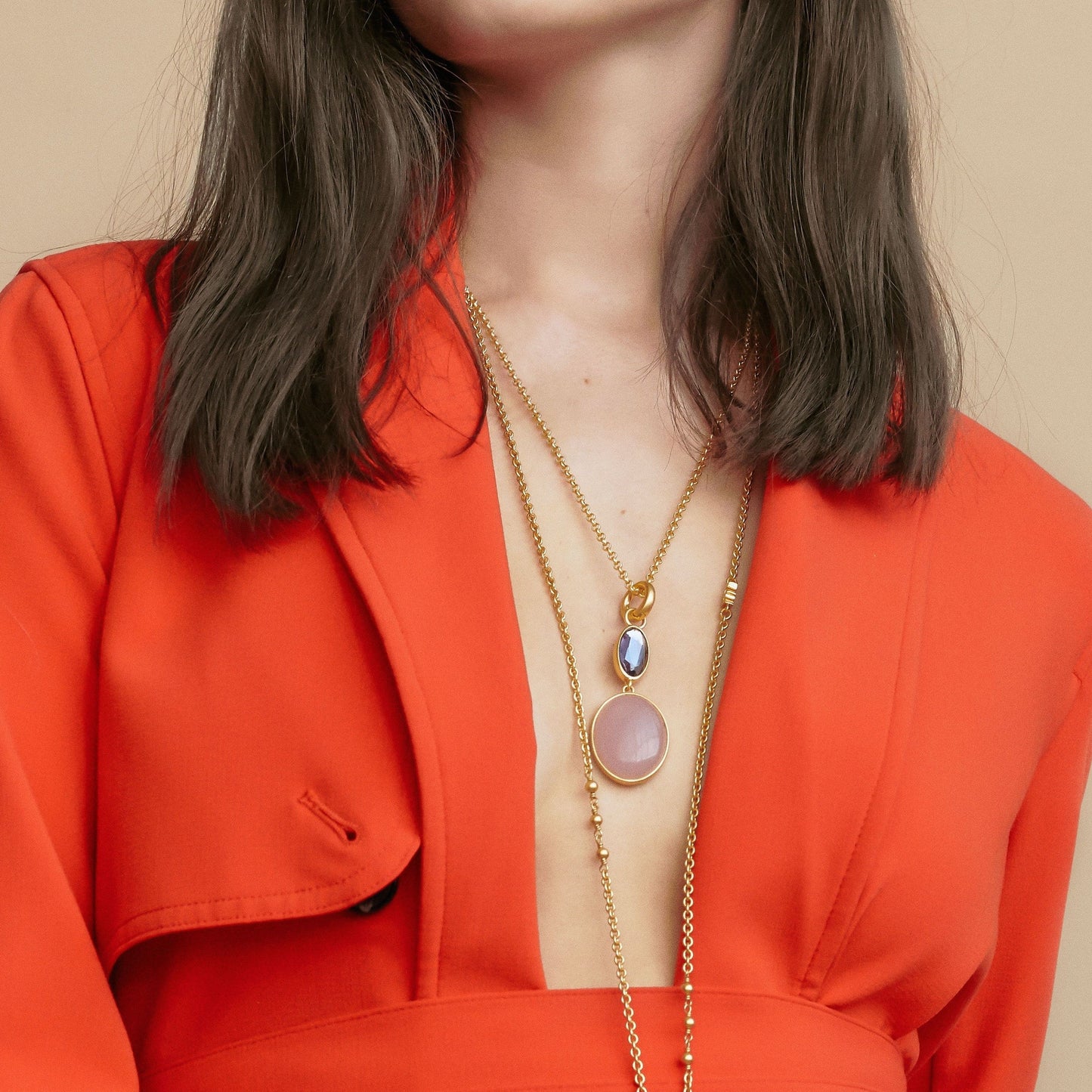 Essentials Celebration Charm - Aquamarin matt vergoldet