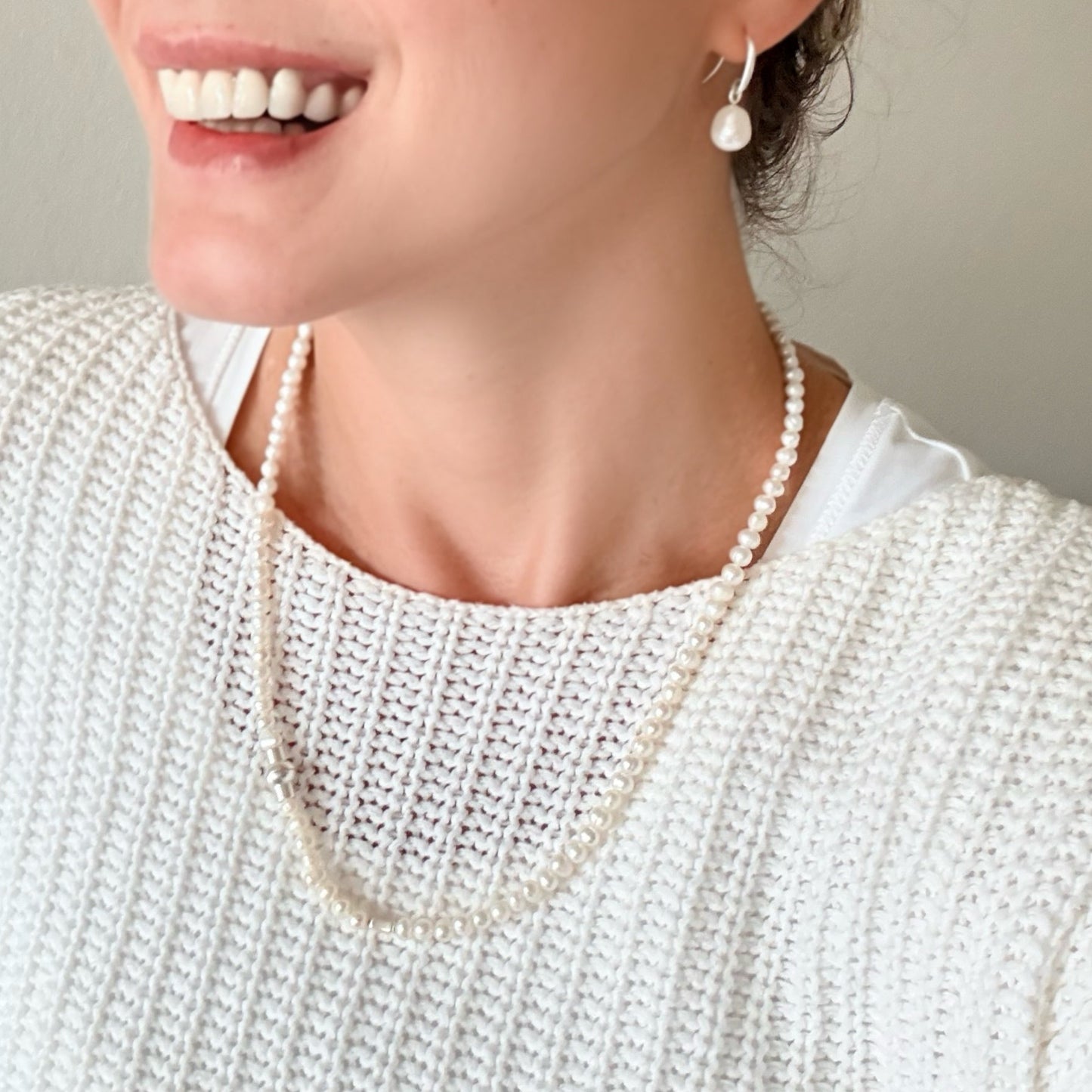 Essentials Hippie Bracelet & Necklace - Freshwater Pearls matt silver plated