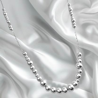 Long Dotti necklace matt silver plated