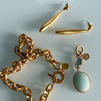 Long Soft Line Mara earrings - Matt gold plated