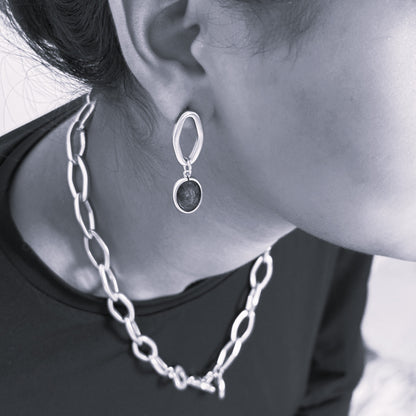 Ally Ohrringe - Labradorit matt versilbert