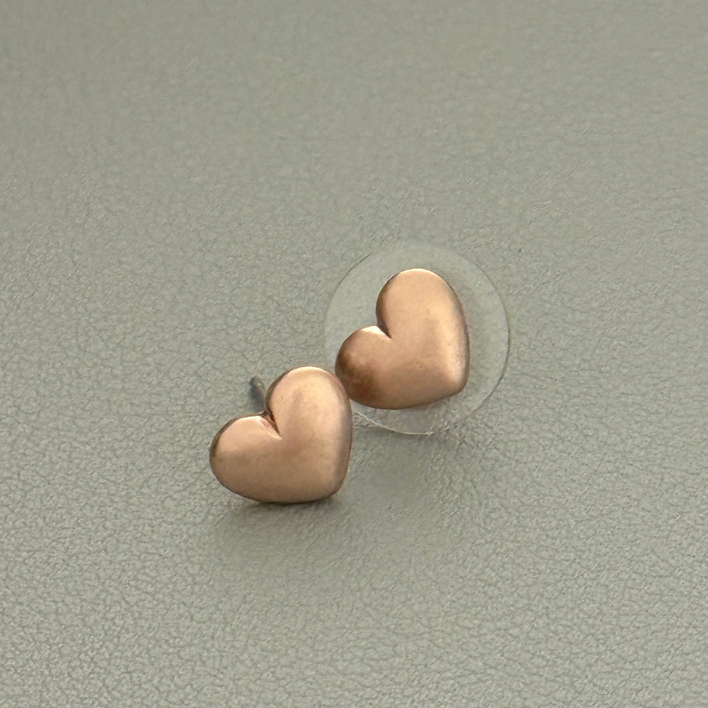Essentials Hearts - Ohrstecker matt rosévergoldet