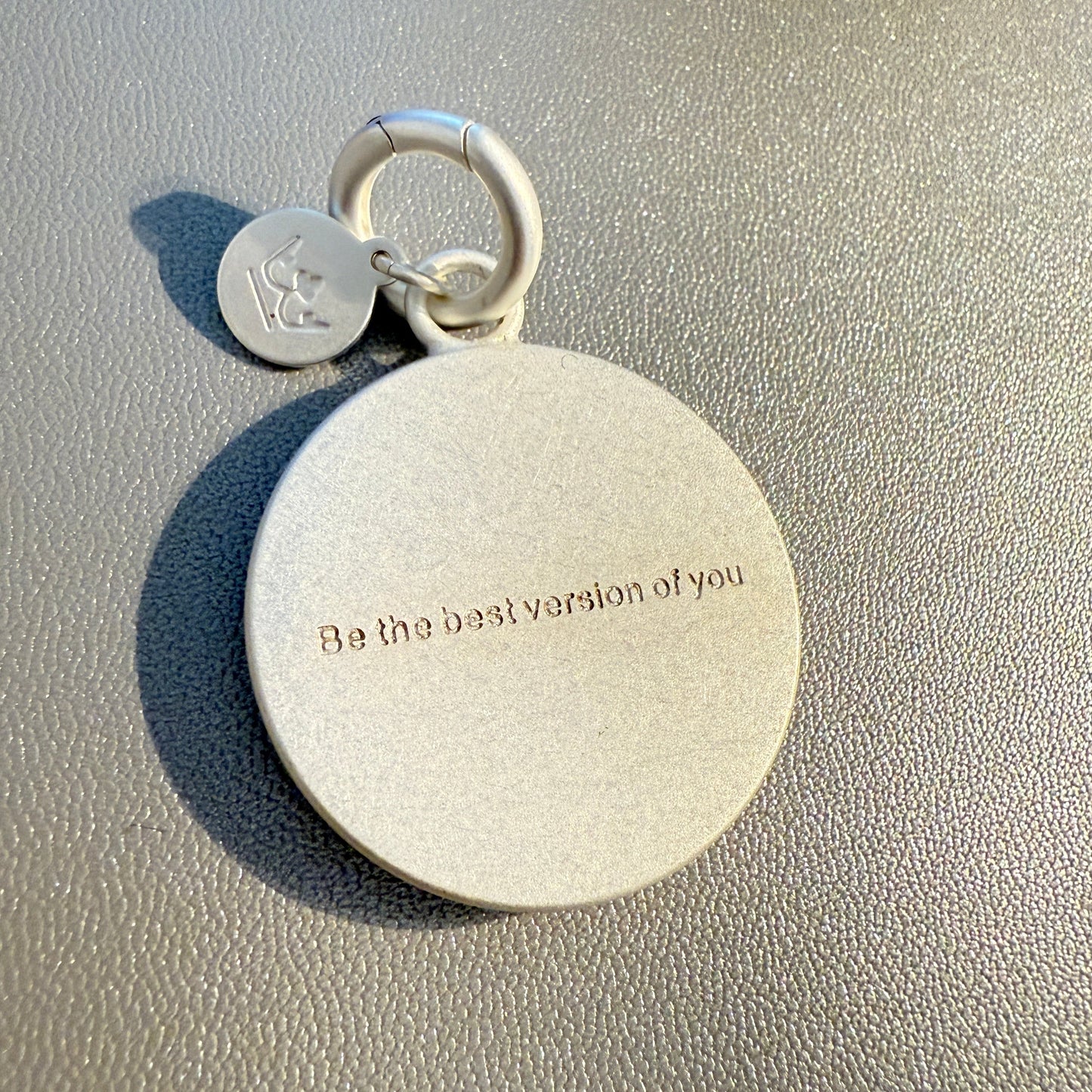 Essentials Disc Charm - Black Agate matt silver plated