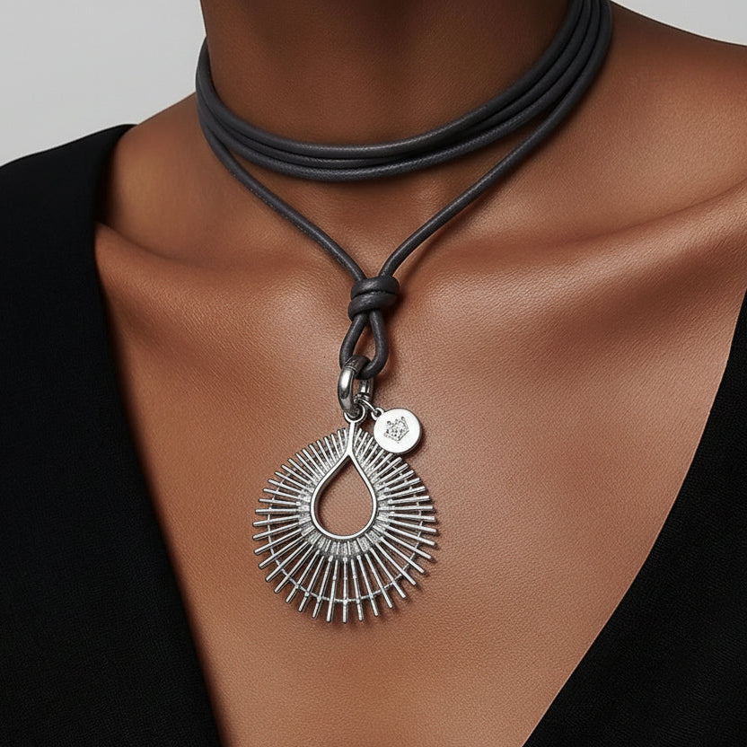 Mira Charm - Matt silver plated