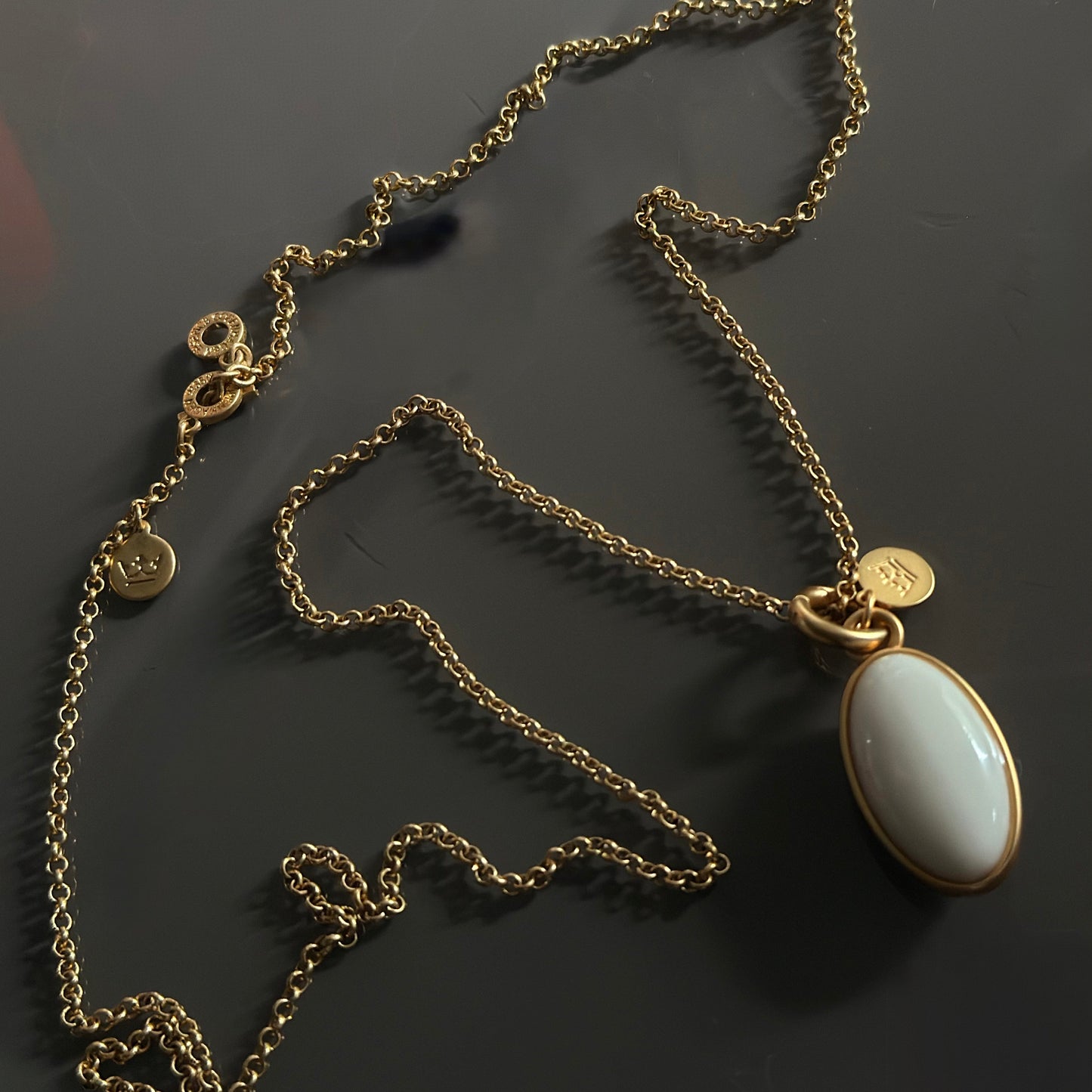 Essentials Pure necklace matt gold plated - 90 CM