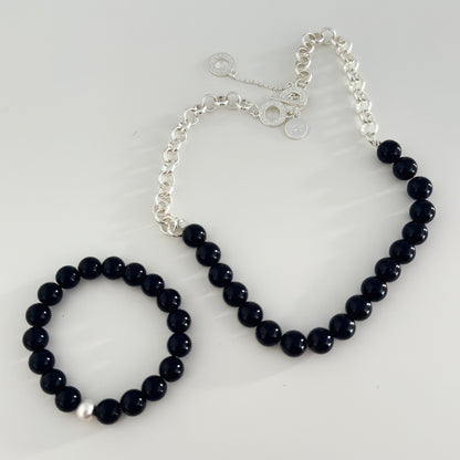 Berry Bracelet - Black Agate, matte silver plated