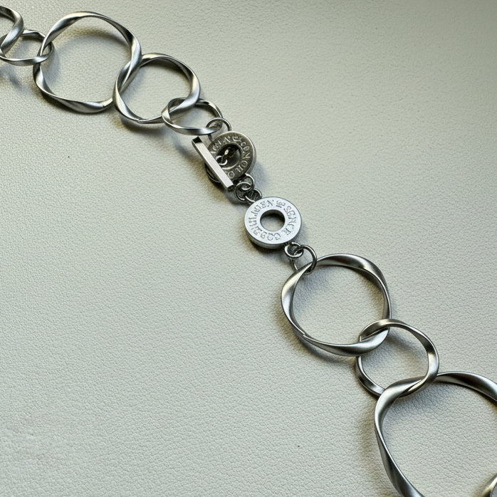 DIVA Halskette - Matt versilbert – 82 cm