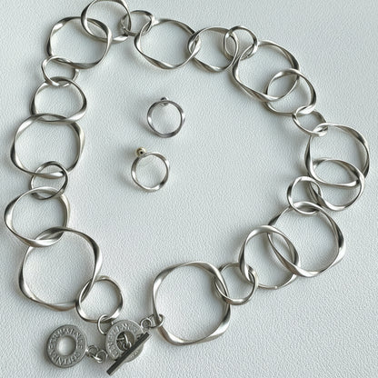 DIVA Short Halskette - Matt versilbert – 48 cm