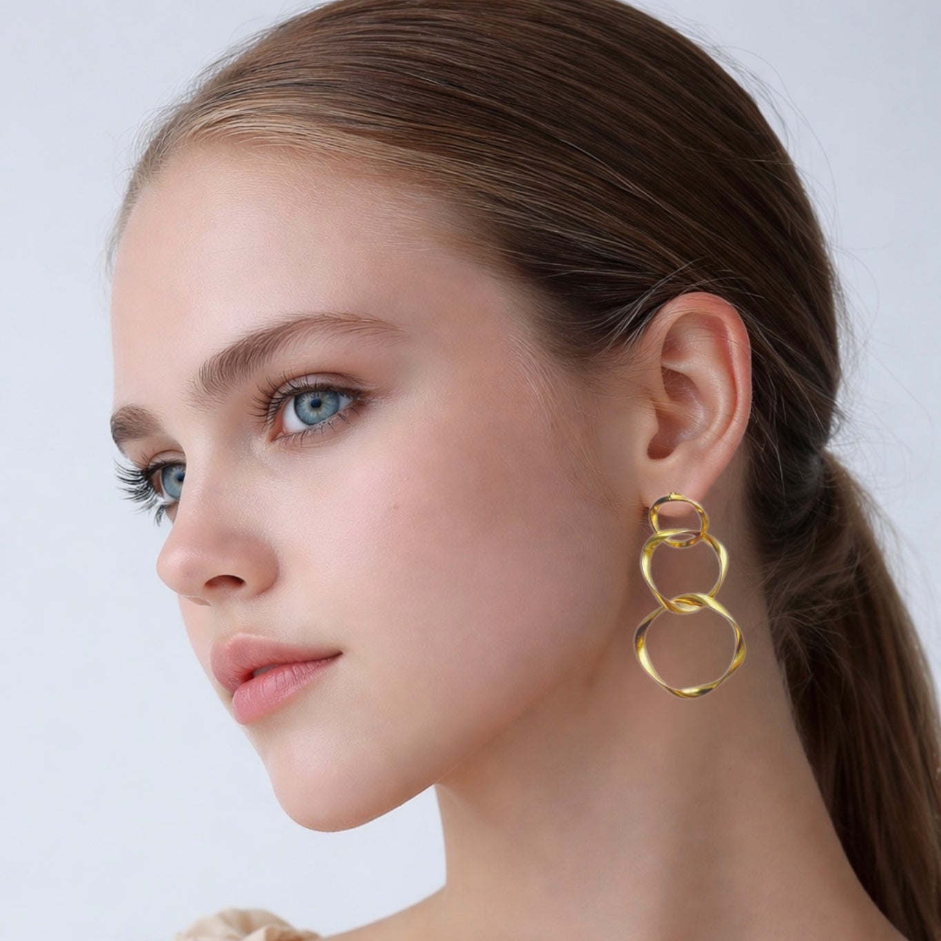 DIVA Ohrringe - Matt vergoldet