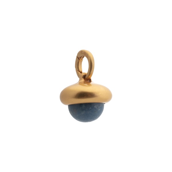 Beacon charm with blue quarts in gold