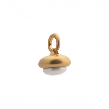 Beacon charm with freshwater pearl in gold
